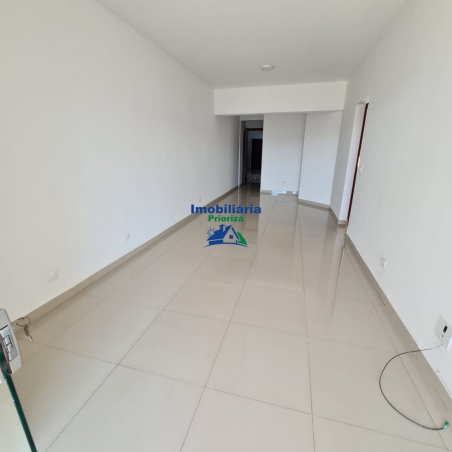 APARTAMENTO COM 1 SUITE MAIS 2 QUARTOS...